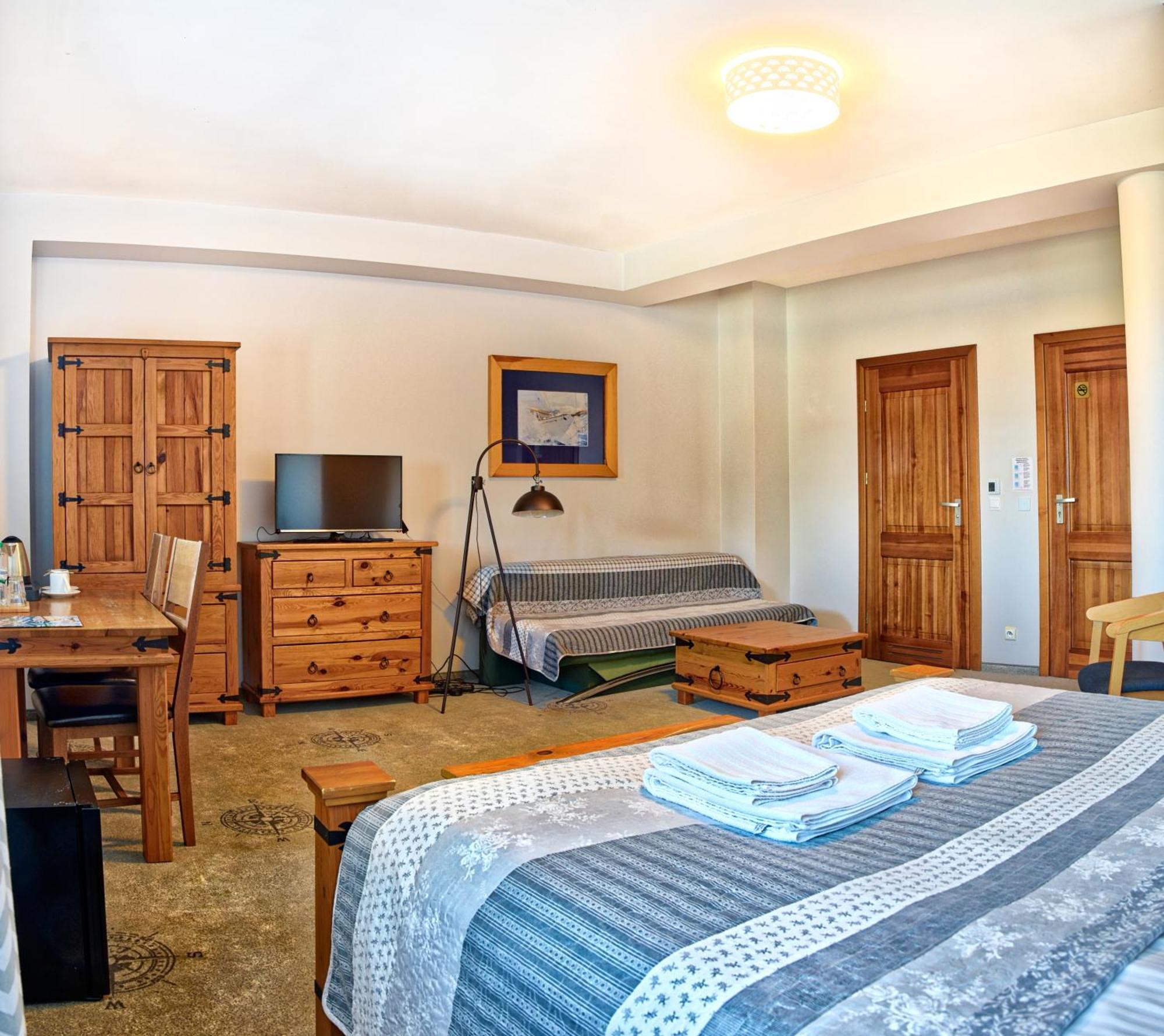 Hotel Joseph Conrad Spa & Wellness Pisz Exterior foto